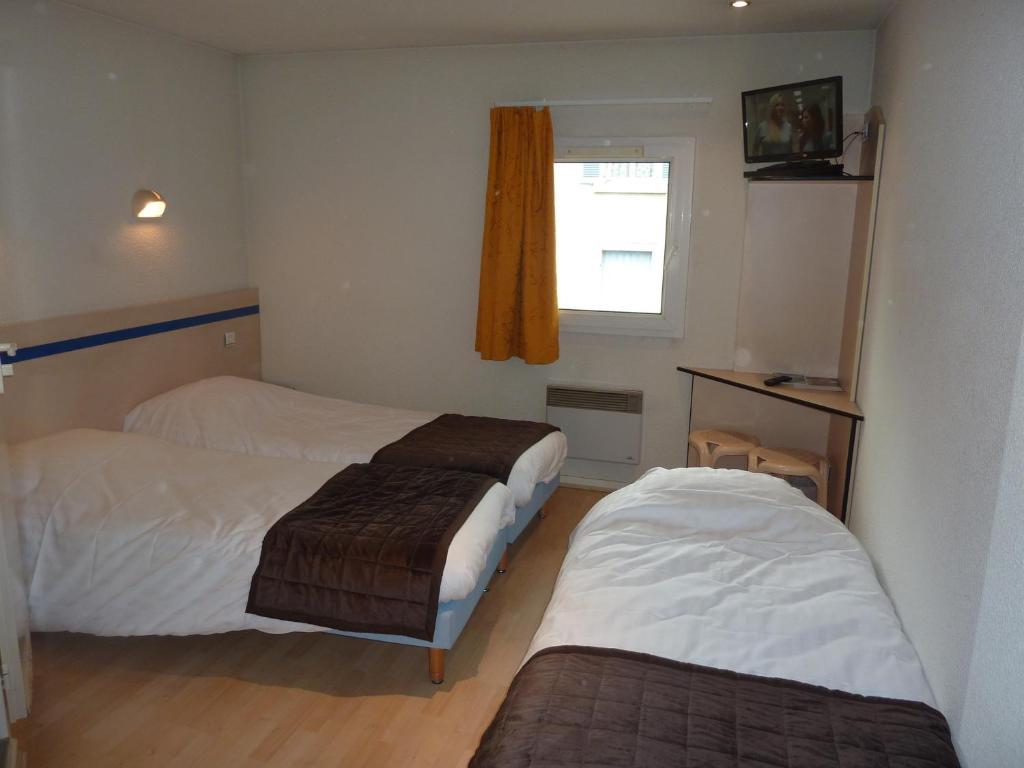 Lac'Hotel France Montréal La Cluse Room photo